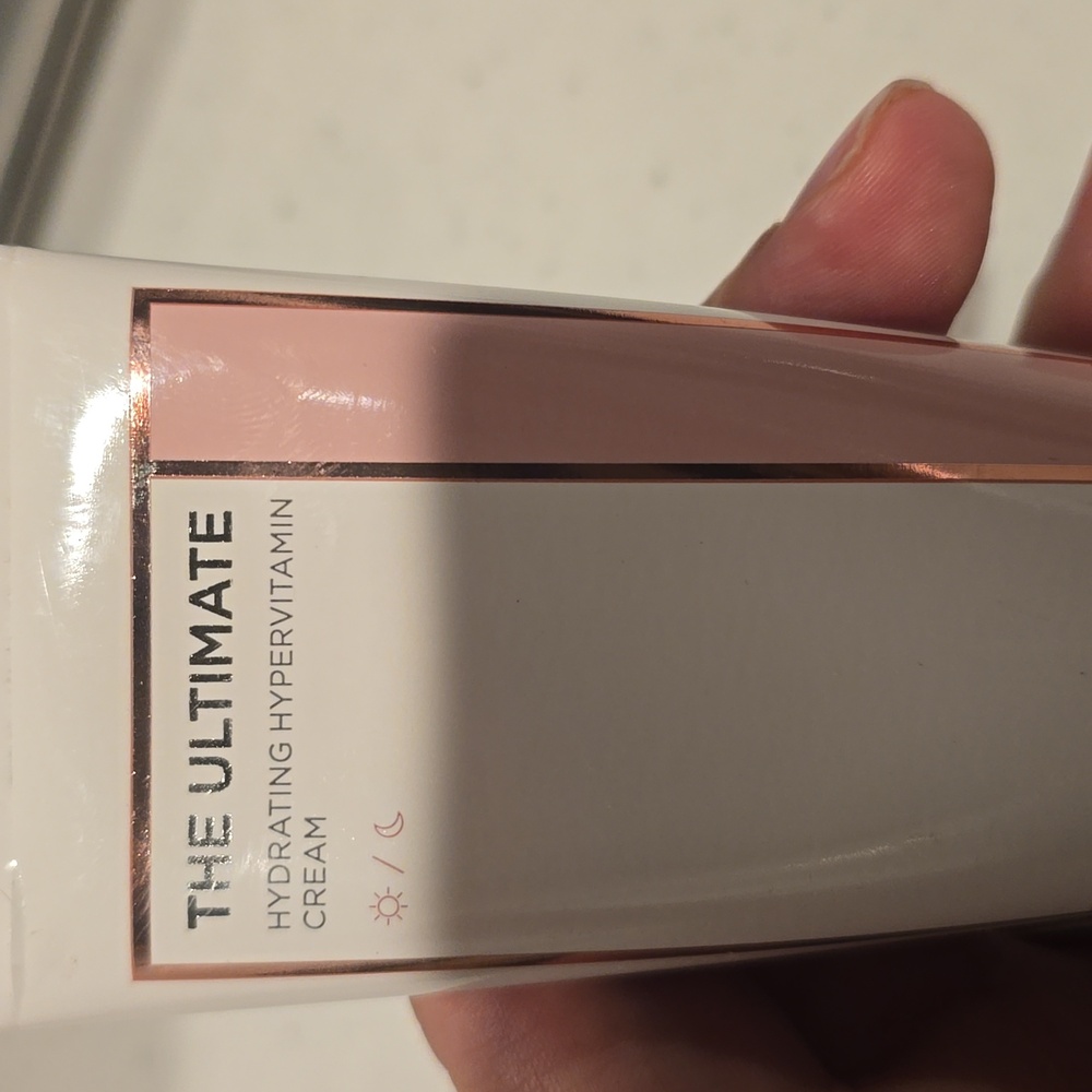 BeautyBio Hydrating HyperVitamin Cream - Picture 3 of 4